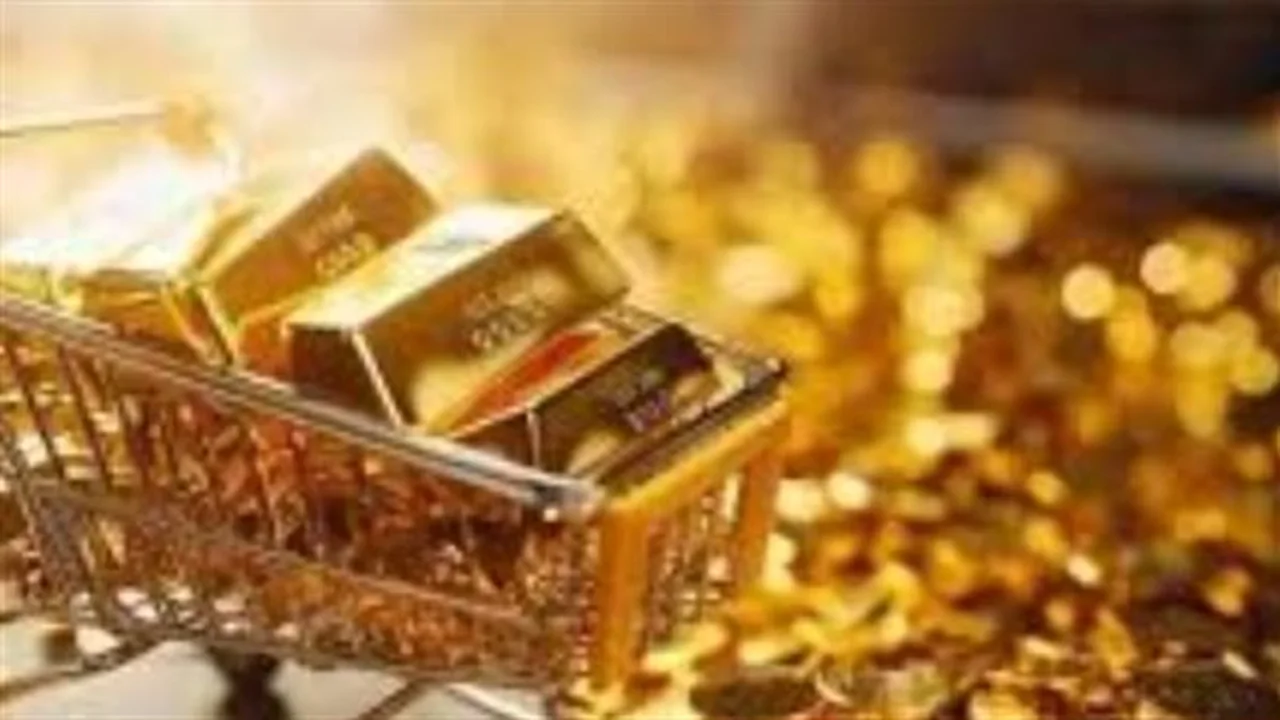 كيف يؤثر توازن أسعار الدولار محليًا على أداء البورصة في الأسواق العالمية؟